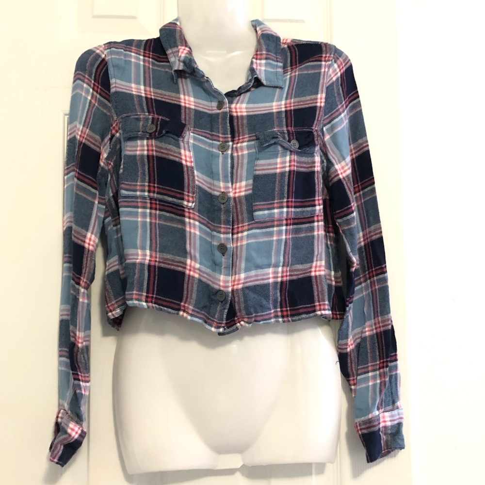 DEB: cropped plaid button down